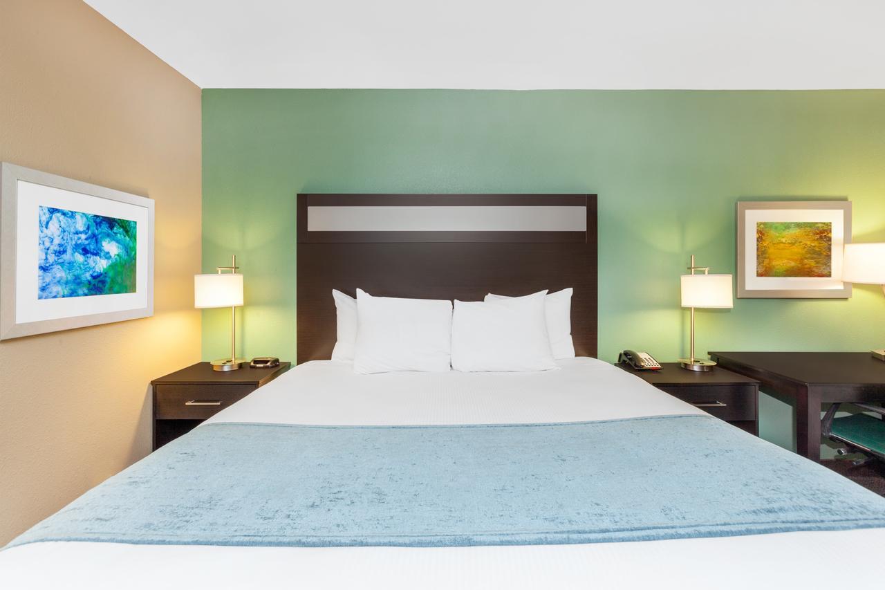 Baymont By Wyndham Midland Center Hotell Eksteriør bilde