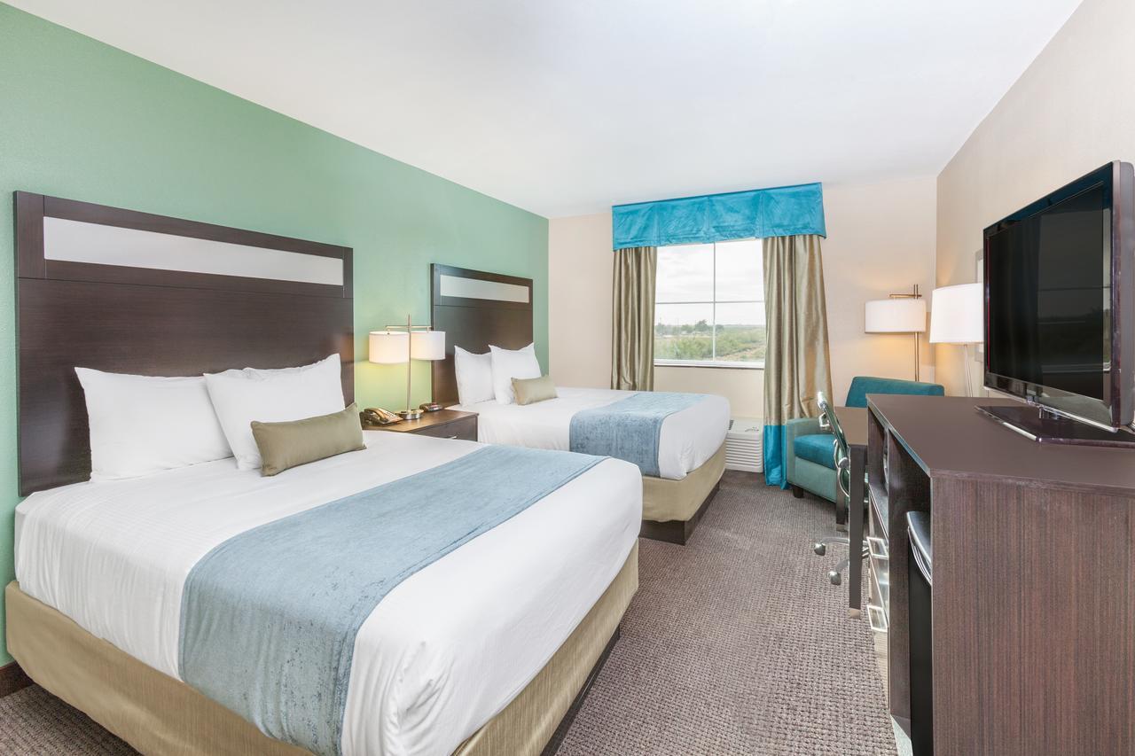 Baymont By Wyndham Midland Center Hotell Eksteriør bilde
